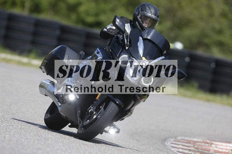 /Archiv-2025/09 22.04.2025 Cornu Master School ADR/rot-rouge/6